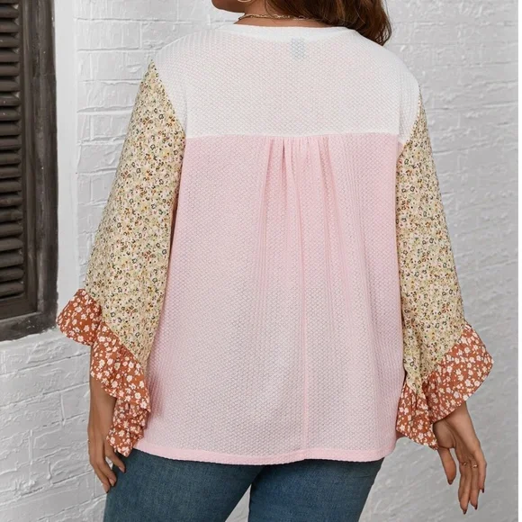 Plus Floral Print Waffle Knit 3/4 Ruffle Sleeve Top - Picture 6 of 8